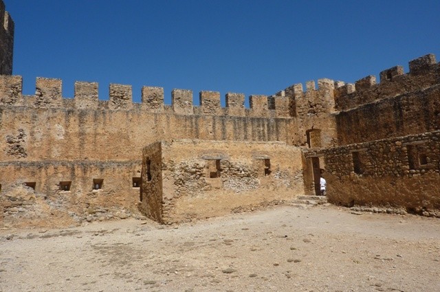 P1000858